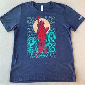 CANVAS Tee Shirt. Lady Liberty. L